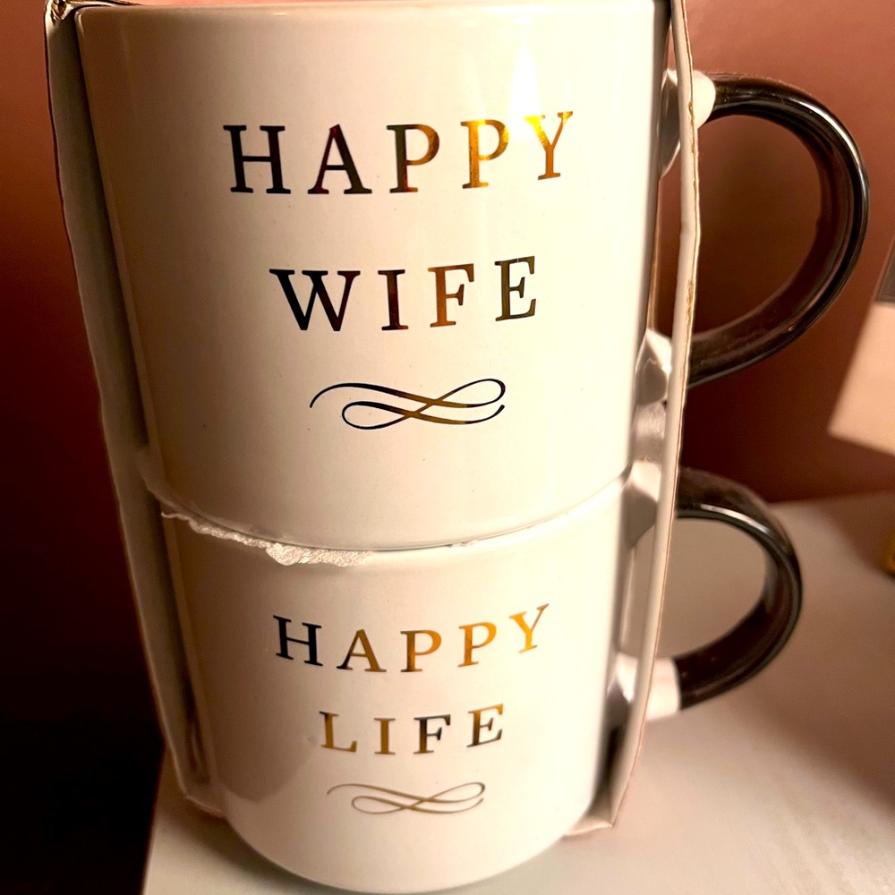 Wedding/anniversary mug set